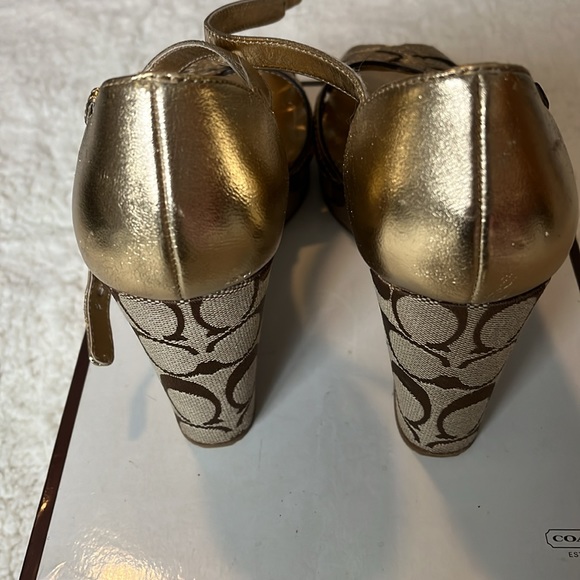 Coach Katherine Metallic wedge - Picture 2 of 7